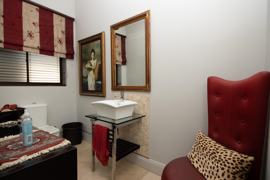8 Bedroom Property for Sale in Sunset Beach Western Cape